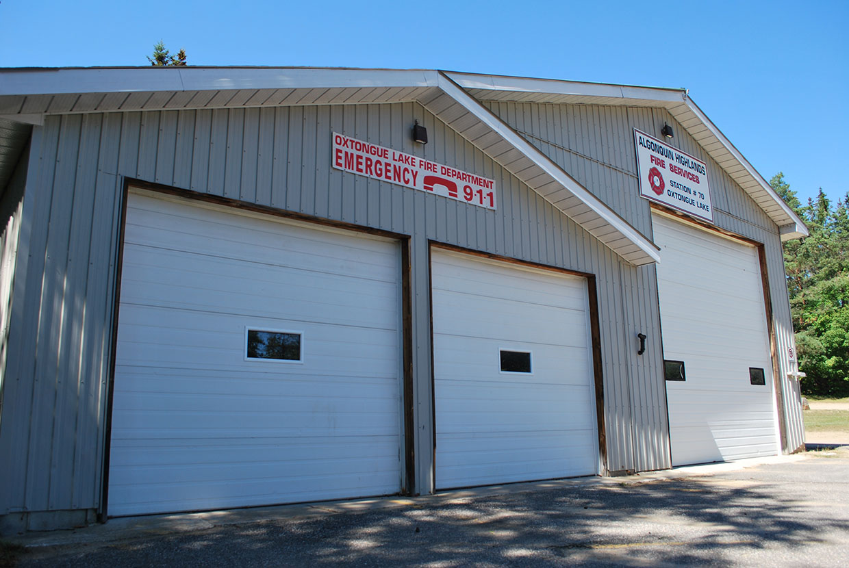 Image shows front of the Oxtongue Lake fire hall.